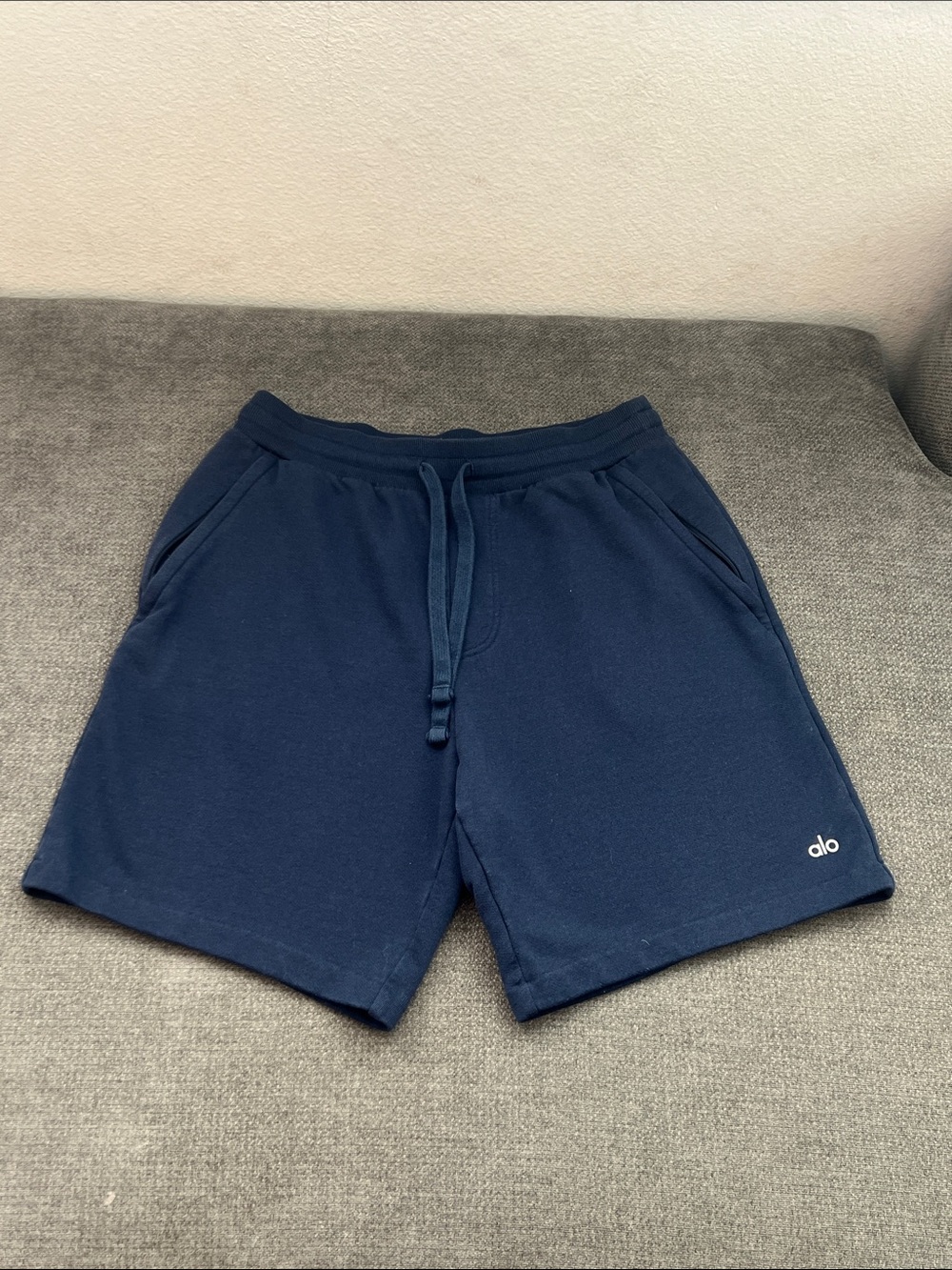ALO Yoga Men’s Navy Athletic Drawstring Shorts